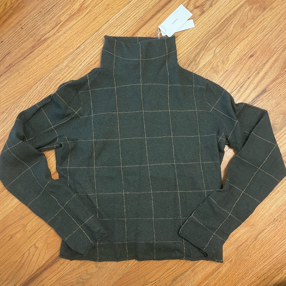 Vince 100% cashmere BNWT size small mock neck plaid windowpane sweater